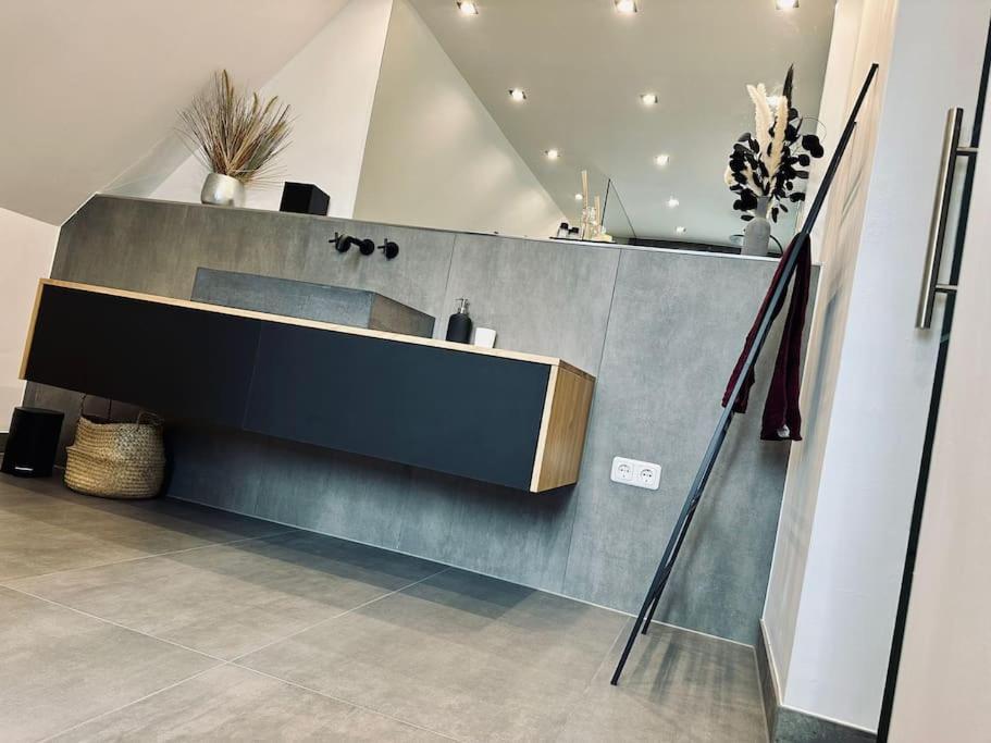 Moderne Ferienwohnung Zweifall ชตอลแบร์ก ภายนอก รูปภาพ
